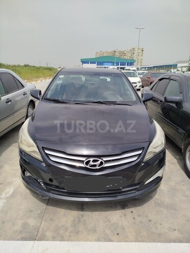 Hyundai Accent-1