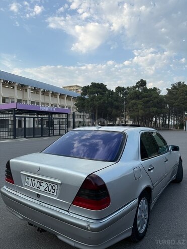 Mercedes C 220 d 2000, 323,000 km - 2.2 l - Sumqayıt