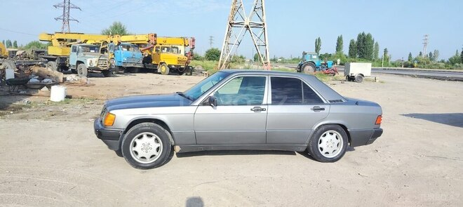Mercedes 190 1993, 300,000 km - 1.8 l - Bakı