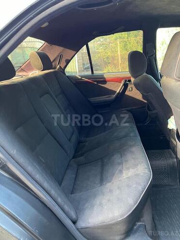 Mercedes C 300 2006, 285,000 km - 3.0 l - Ağcabədi