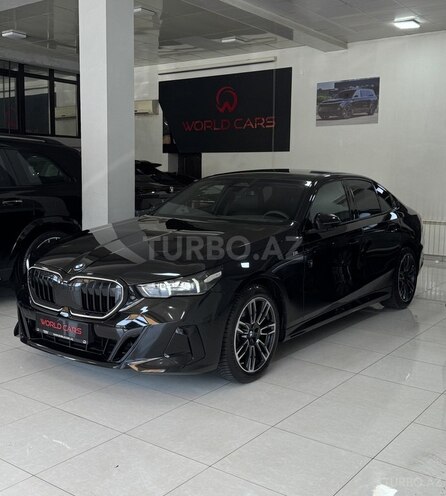 BMW 520 2023, 33,000 km - 2.0 l - Bakı