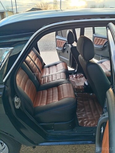 GAZ 24 1979, 400,000 km - 2.5 l - Salyan