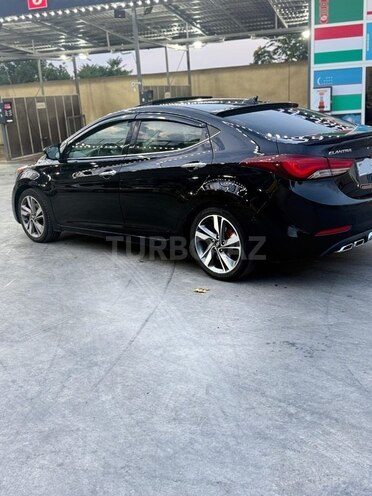 Hyundai Elantra 2015, 247,839 km - 1.8 l - Gəncə