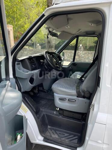 Ford Transit 2010, 221,000 km - 2.4 л - Şəki