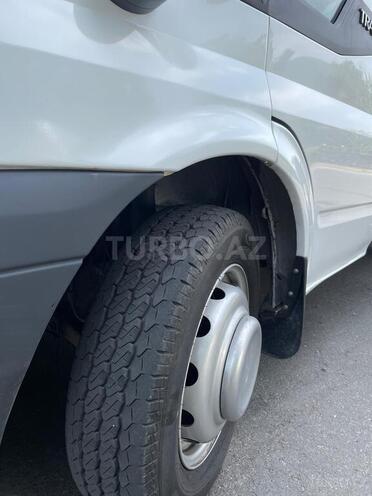 Ford Transit 2010, 221,000 km - 2.4 л - Şəki