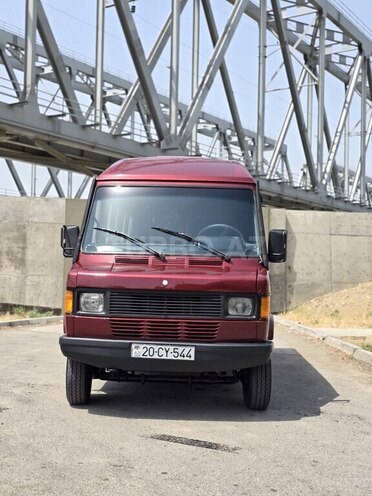 Mercedes 208 D 1994, 950,000 km - 2.9 л - Şirvan