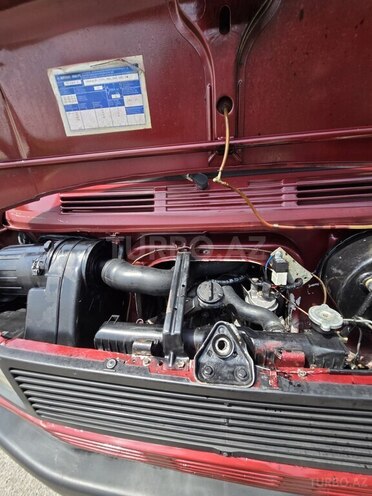 Mercedes 208 D 1994, 950,000 km - 2.9 л - Şirvan
