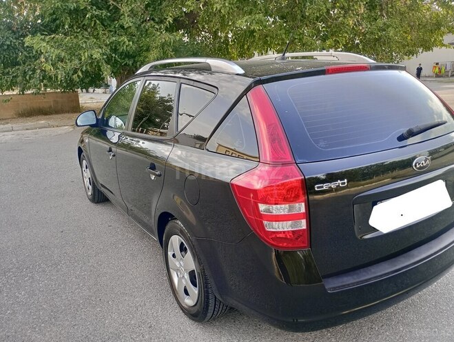 Kia  2008, 204,315 km - 1.4 l - Bakı