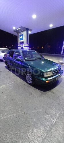Volkswagen Jetta 1995, 189,000 km - 2.0 l - Bakı