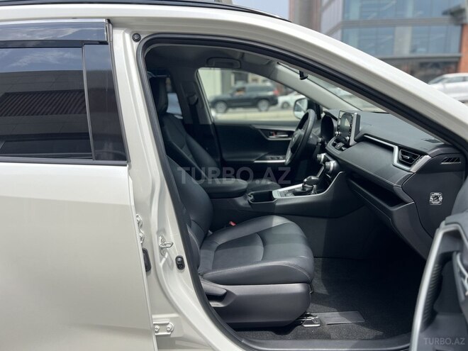 Toyota RAV4 2022, 26,647 km - 2.5 l - Bakı