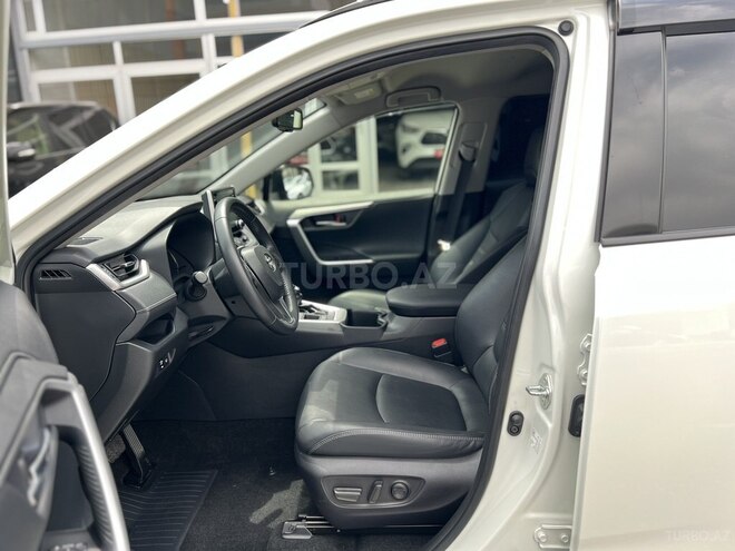 Toyota RAV4 2022, 26,647 km - 2.5 l - Bakı