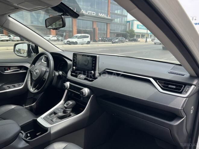 Toyota RAV4 2022, 26,647 km - 2.5 l - Bakı