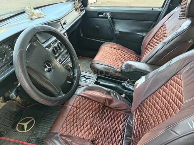 Mercedes 190 1990, 450,000 km - 1.8 l - Biləsuvar