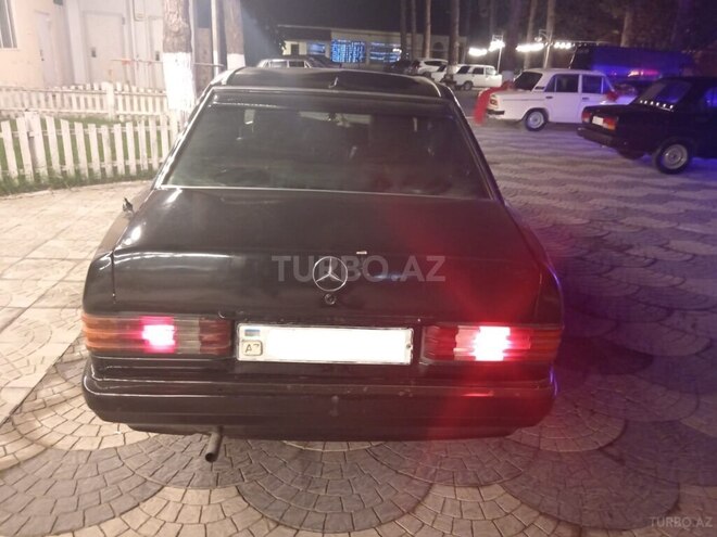 Mercedes 190 1990, 450,000 km - 1.8 l - Biləsuvar