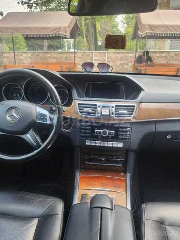 Mercedes E 220 d 2013, 319,418 km - 2.1 л - Bakı