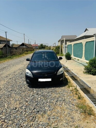 Hyundai i30 2009, 313,000 km - 1.6 l - Biləsuvar