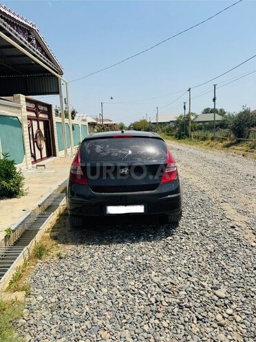 Hyundai i30 2009, 313,000 km - 1.6 l - Biləsuvar