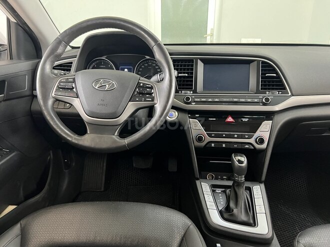 Hyundai Avante 2015, 160,000 km - 1.6 л - Bakı