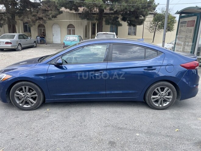 Hyundai Elantra 2018, 147,738 km - 2.0 l - Bakı