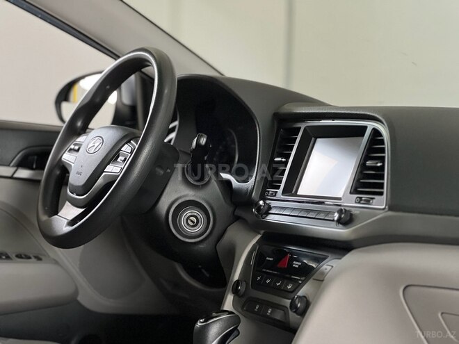 Hyundai Elantra 2016, 179,000 km - 2.0 л - Bakı