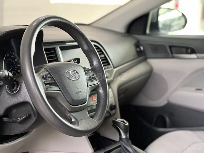 Hyundai Elantra 2016, 179,000 km - 2.0 л - Bakı