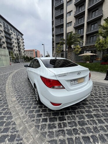 Hyundai Accent 2015, 99,000 km - 1.6 l - Bakı