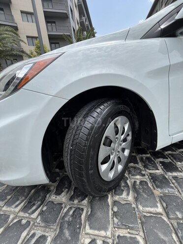 Hyundai Accent 2015, 99,000 km - 1.6 l - Bakı