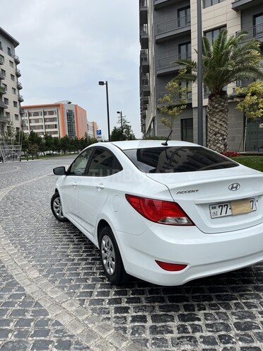 Hyundai Accent 2015, 99,000 km - 1.6 l - Bakı