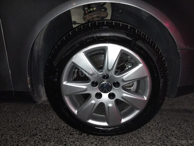 Volkswagen Passat 2006, 378,375 km - 3.2 l - Bakı