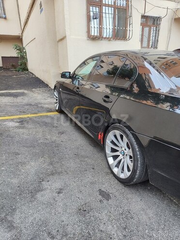 BMW 528 2007, 333,000 km - 3.0 l - Bakı