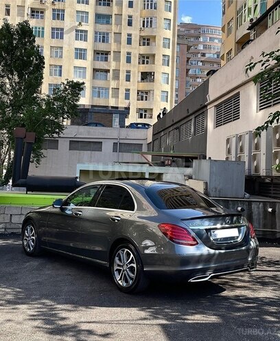 Mercedes C 220 d 2017, 170,000 km - 2.1 l - Bakı