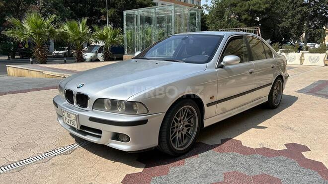 BMW 525 2002, 320,000 km - 2.5 l - Bakı