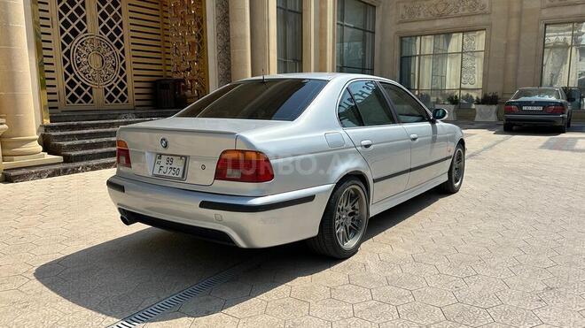 BMW 525 2002, 320,000 km - 2.5 l - Bakı