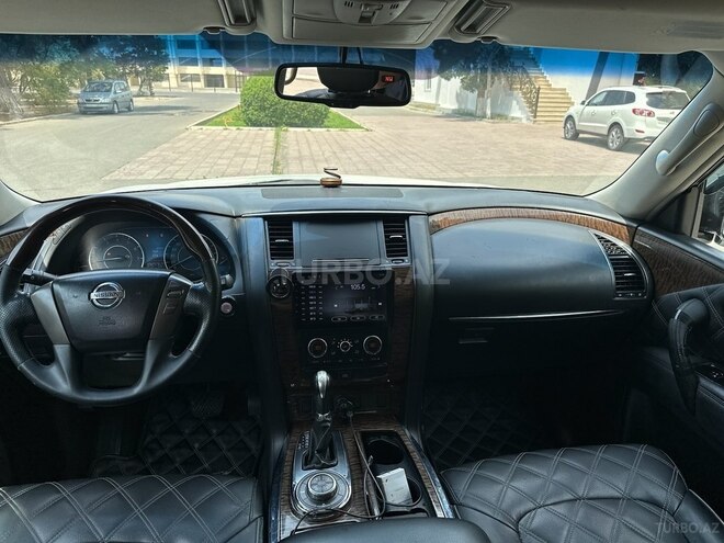 Nissan Patrol 2010, 257,000 km - 5.6 l - Sumqayıt