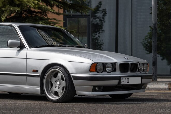 BMW 520 1994, 320,000 km - 2.0 л - Bakı