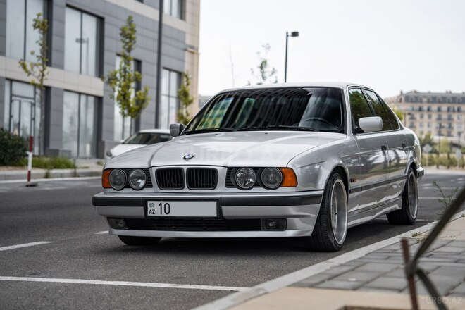 BMW 520 1994, 320,000 km - 2.0 л - Bakı