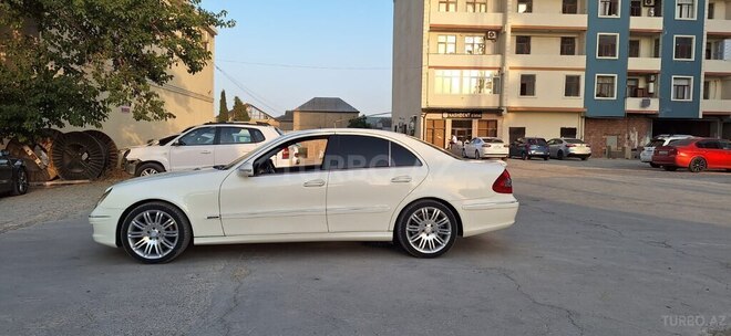 Mercedes E 240 2009, 315,500 km - 2.6 l - Bakı