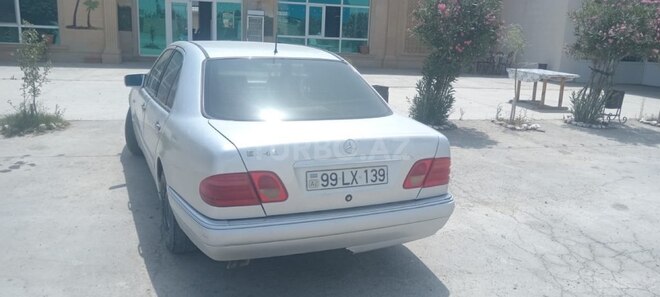 Mercedes E 240 1998, 400,000 km - 2.4 l - Hacıqabul