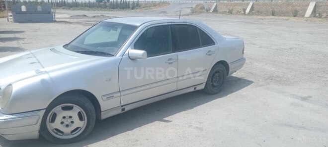 Mercedes E 240 1998, 400,000 km - 2.4 l - Hacıqabul