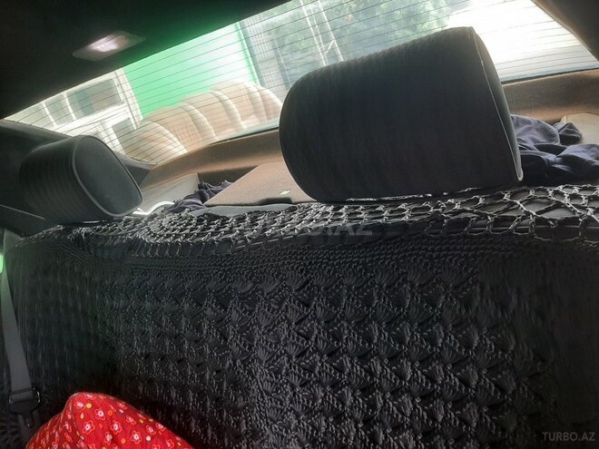 Mercedes E 200 1999, 315,000 km - 2.2 l - Cəlilabad