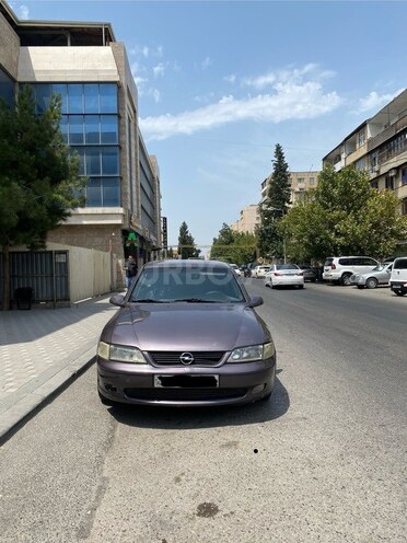 Opel Vectra 1995, 290,000 km - 1.8 л - Bakı