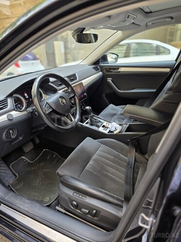 Skoda Superb 2019, 77,721 km - 2.0 l - Bakı