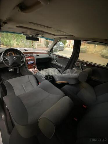 Mercedes E 270 1999, 260,000 km - 2.7 l - Sumqayıt