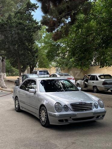 Mercedes E 270 1999, 260,000 km - 2.7 l - Sumqayıt