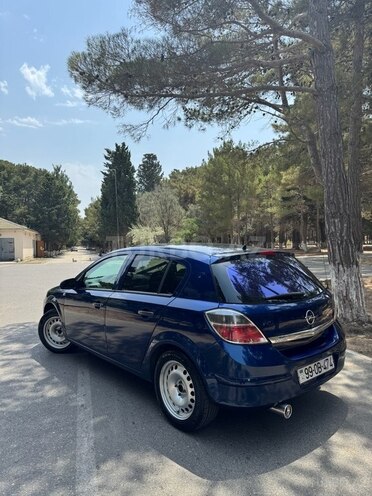 Opel Astra 2009, 300,000 km - 1.4 l - Sumqayıt