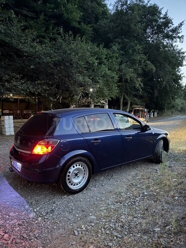 Opel Astra 2009, 300,000 km - 1.4 l - Sumqayıt