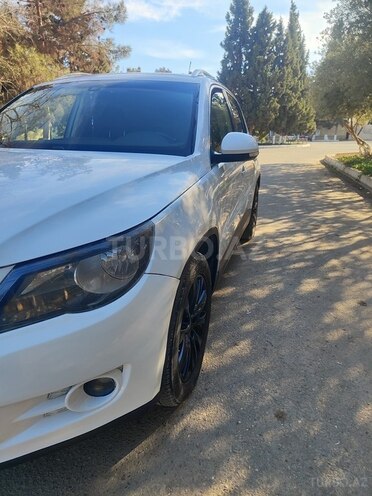 Volkswagen Tiguan 2009, 218,300 km - 2.0 l - Şirvan