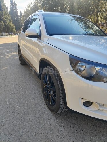 Volkswagen Tiguan 2009, 218,300 km - 2.0 l - Şirvan