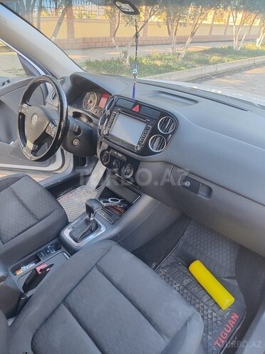 Volkswagen Tiguan 2009, 218,300 km - 2.0 l - Şirvan