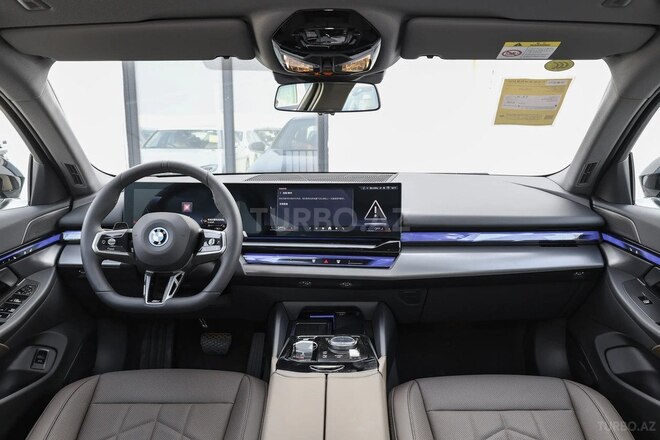 BMW i5 2025, 0 km - 0.0 l - Bakı